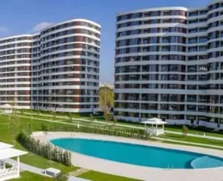 Park South Apartment Warna